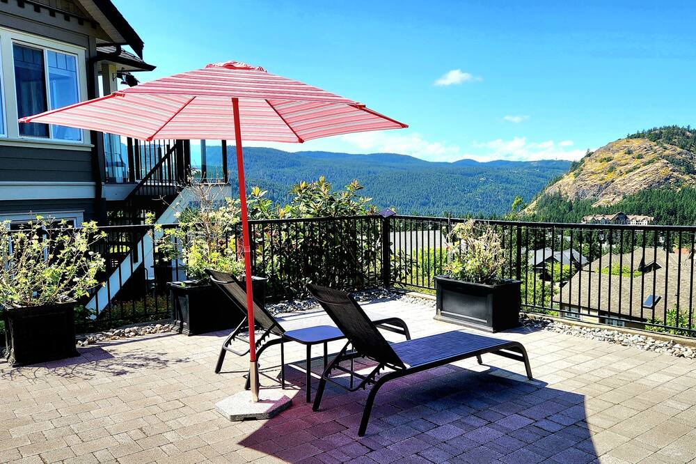 Photo of Outdoor in Bear Mountain Resort