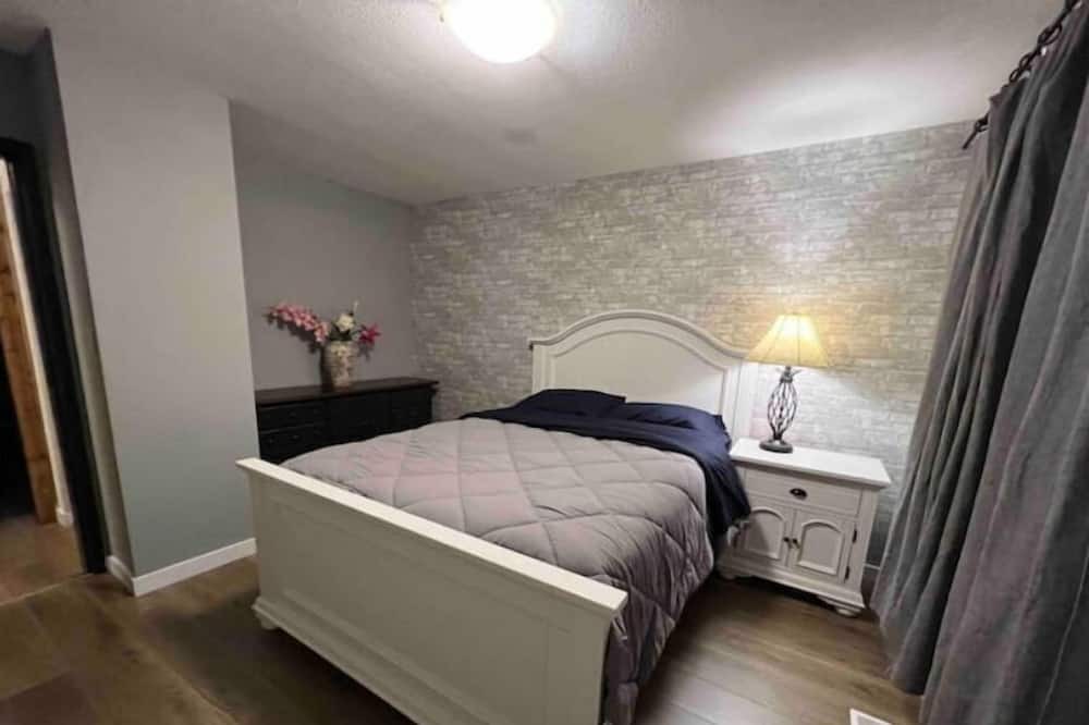 Photo of Bedroom in Maple Ridge