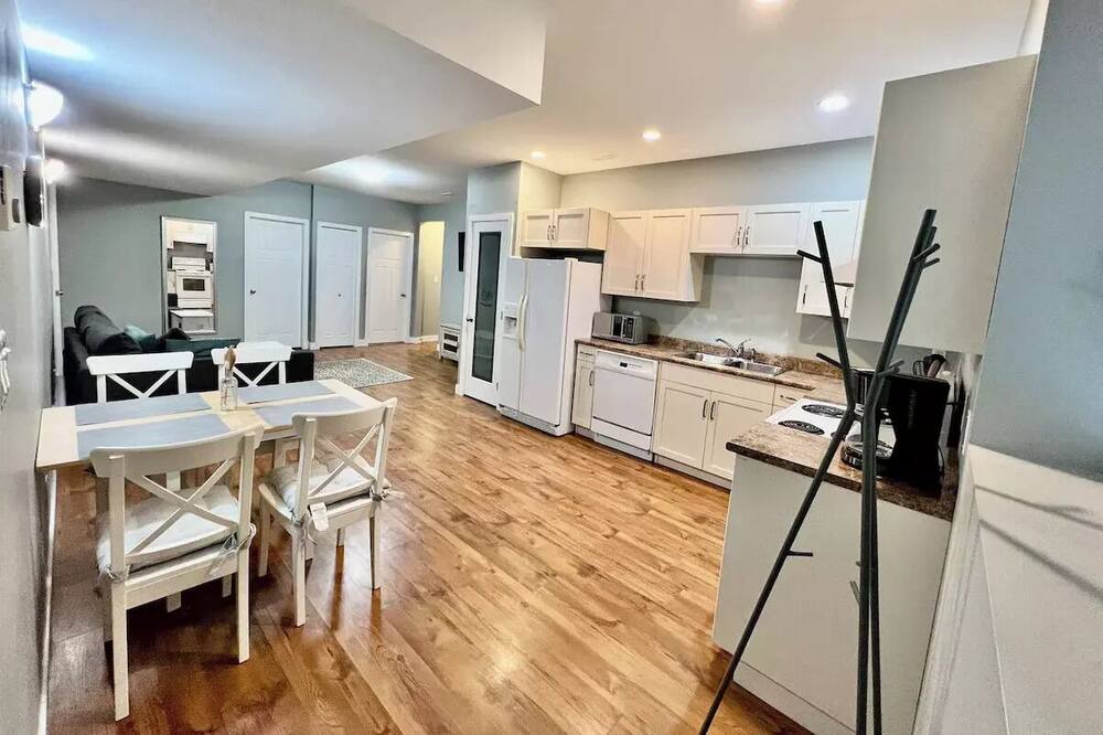 Photo of Kitchen in Eastern Hillsides