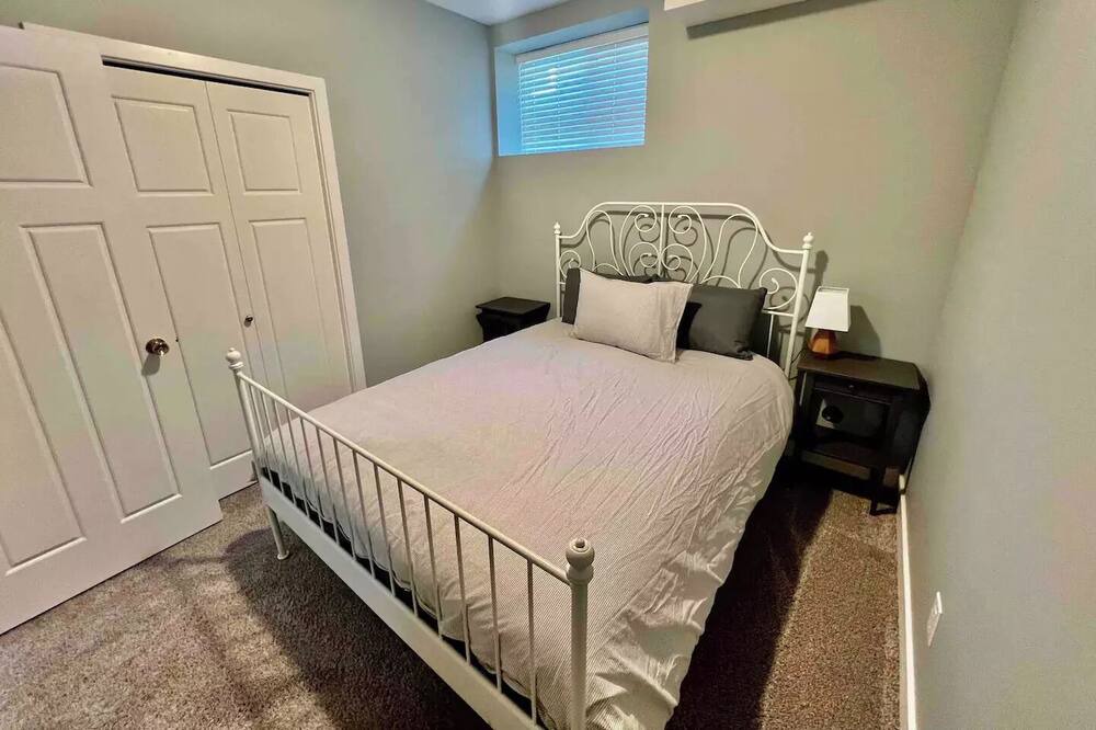 Photo of Bedroom in Eastern Hillsides