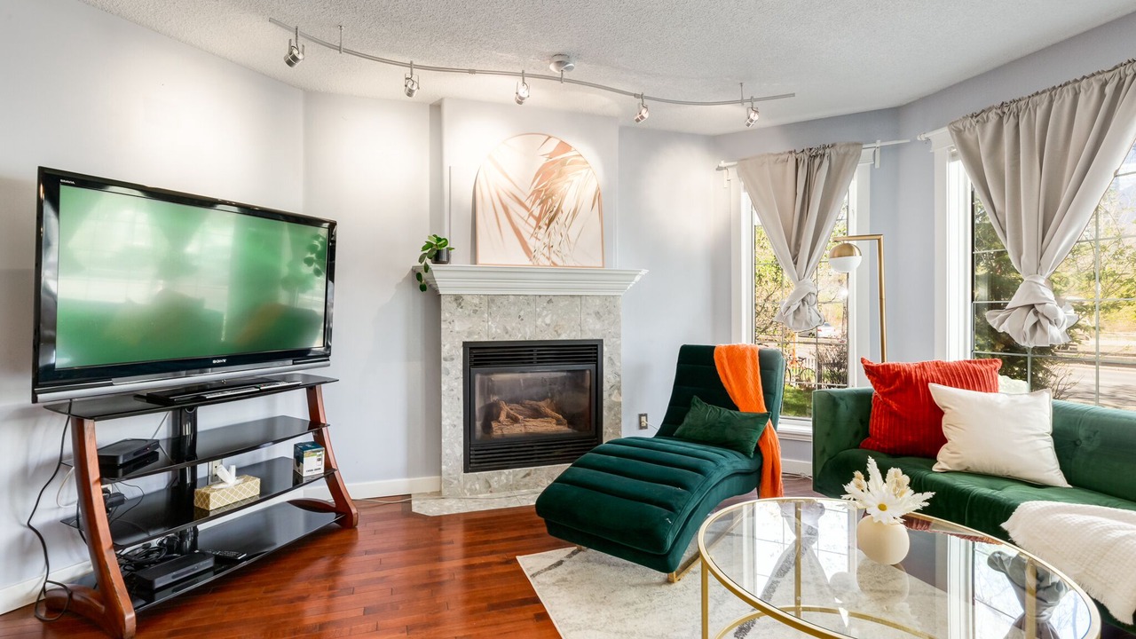 Photo of Livingroom in Sunnyside