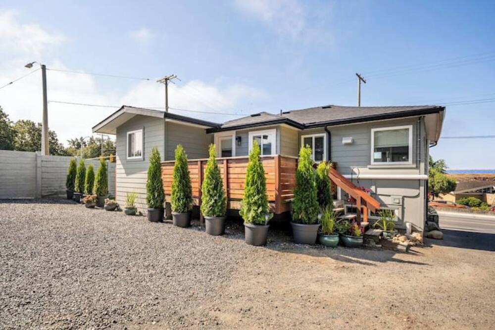Photo of Outdoor in Saanich West