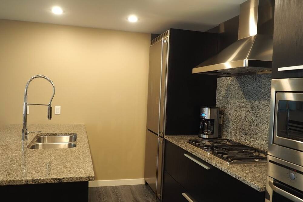Photo of Kitchen in Inner Harbour
