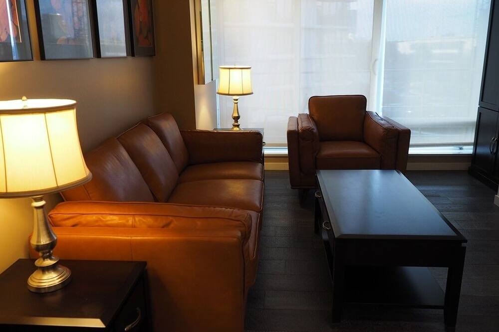 Photo of Livingroom in Inner Harbour
