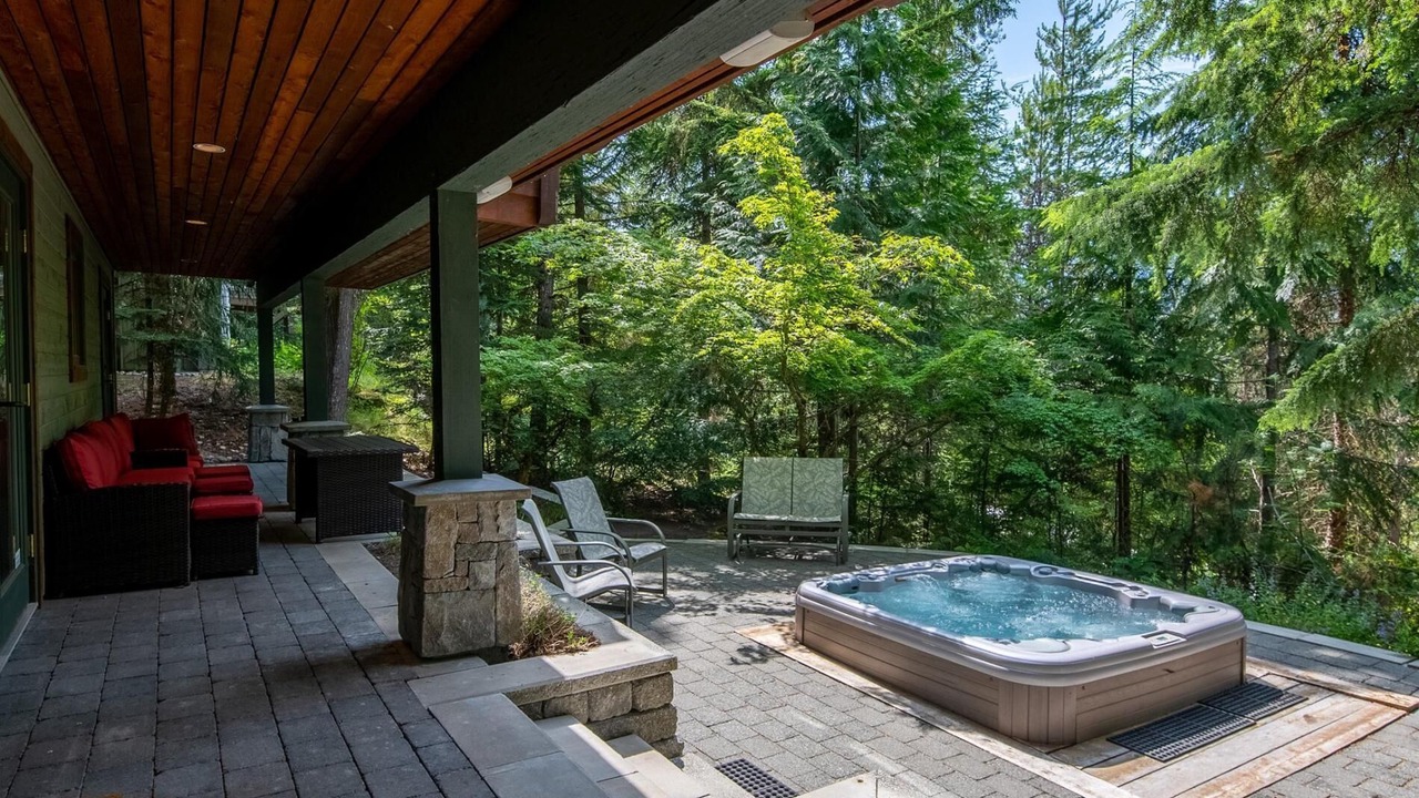 Photo of Outdoor in Upper Village
