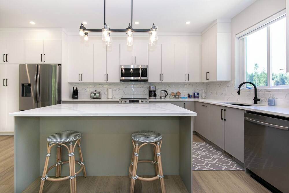 Photo of Kitchen in Lake Cowichan