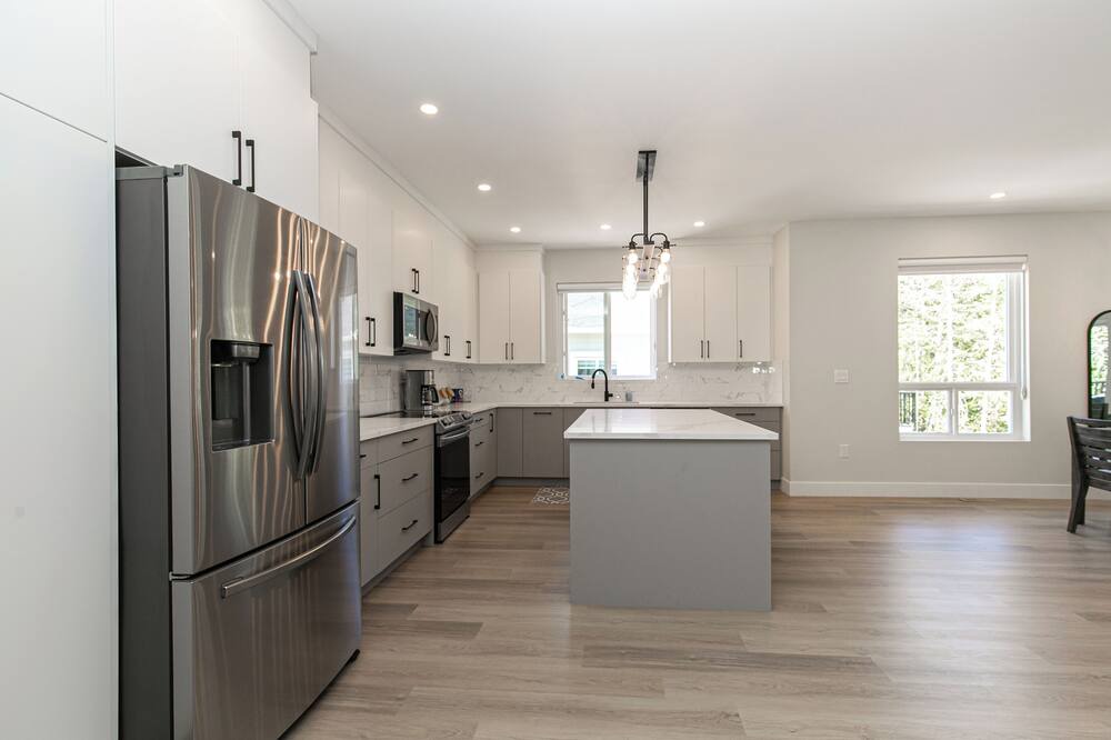 Photo of Kitchen in Lake Cowichan