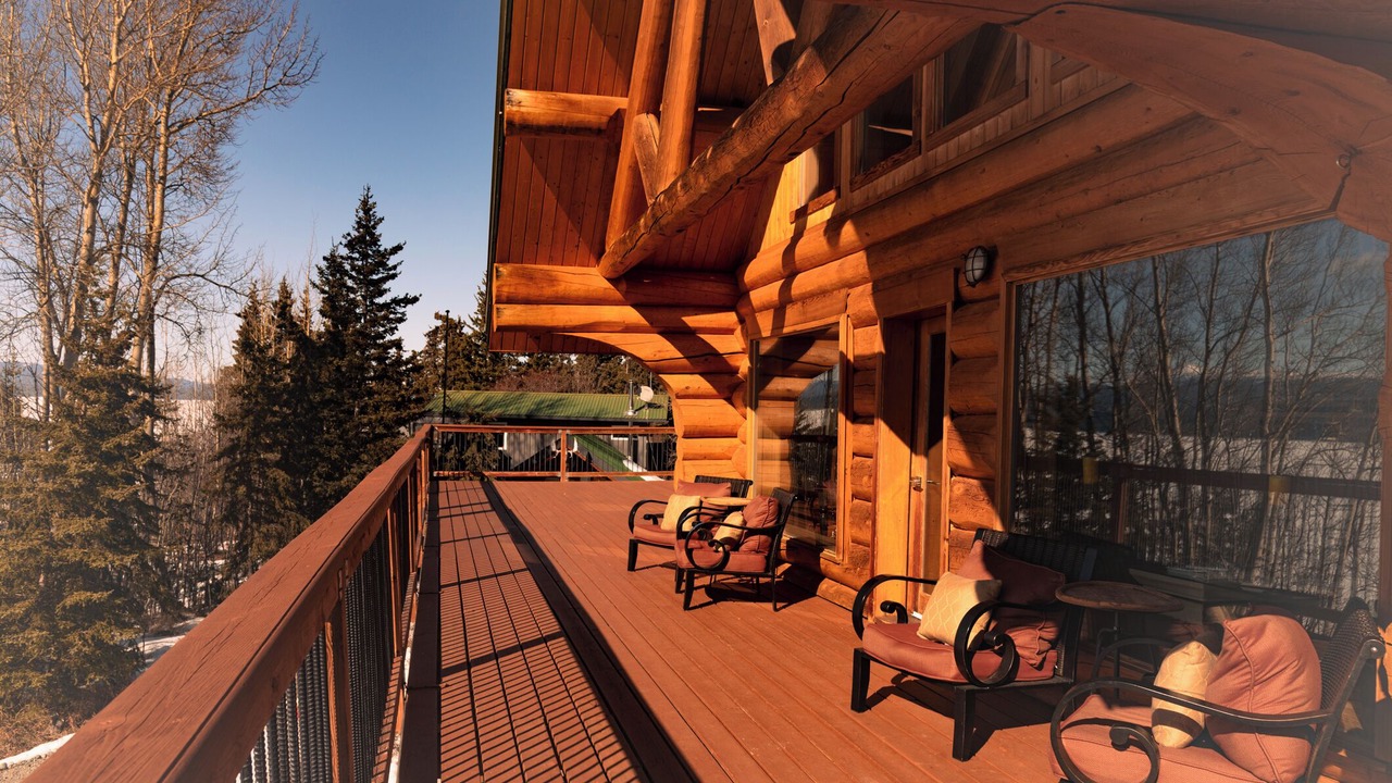 Photo of Patio Balcony in Marsh Lake
