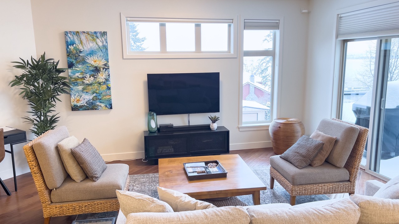 Photo of Livingroom in Westbank