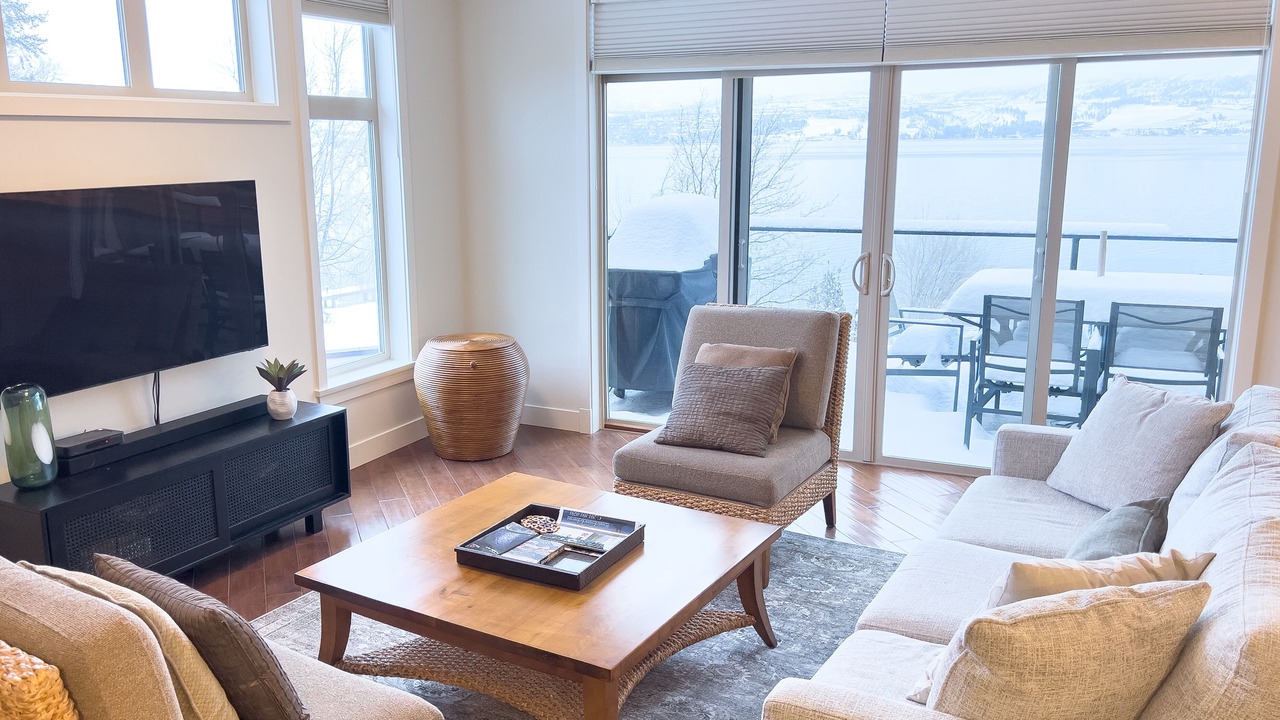 Photo of Livingroom in Westbank