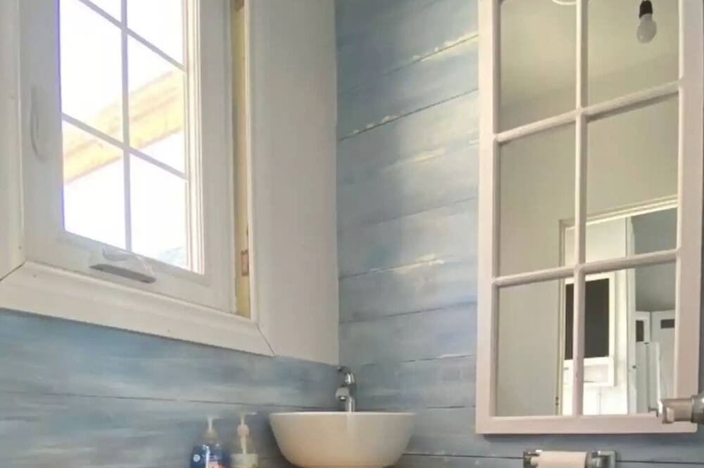 Photo of Bathroom in Selkirk