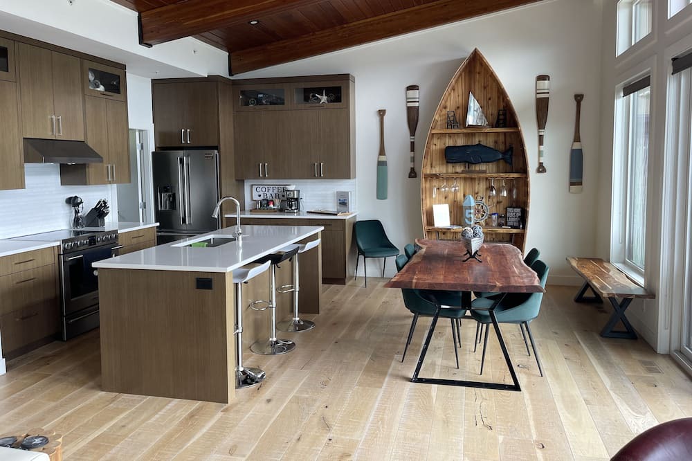 Photo of Kitchen in Sicamous