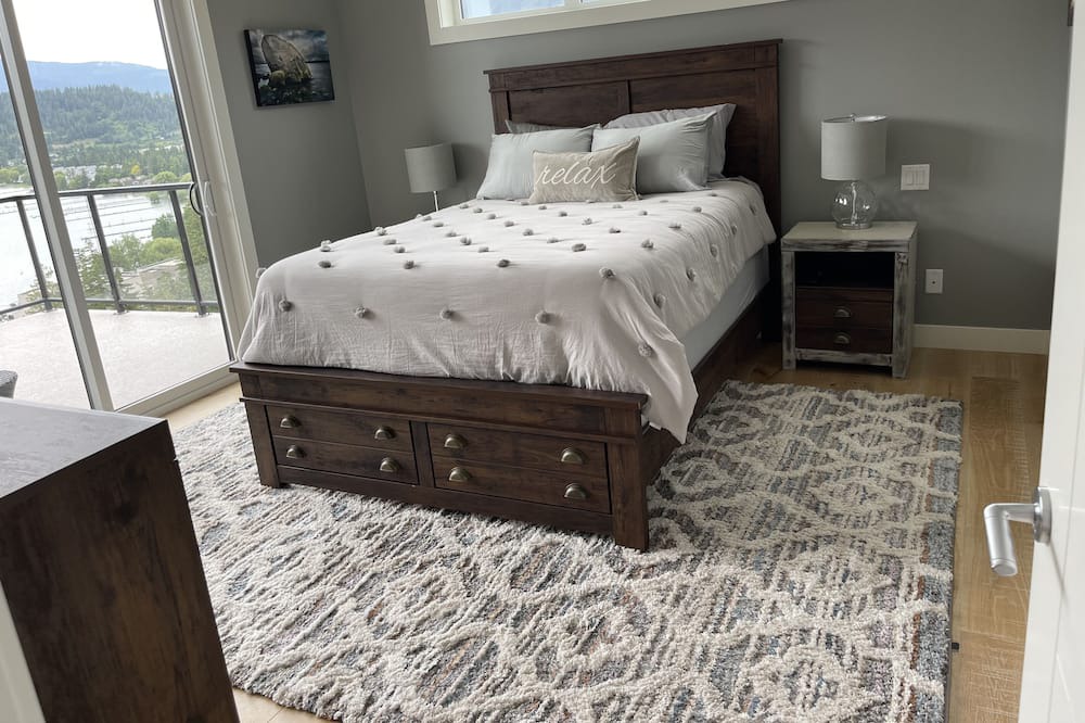 Photo of Bedroom in Sicamous