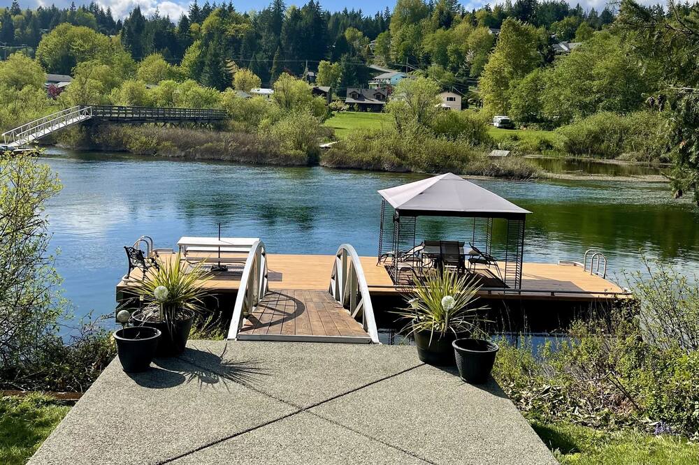 Photo of Outdoor in Lake Cowichan