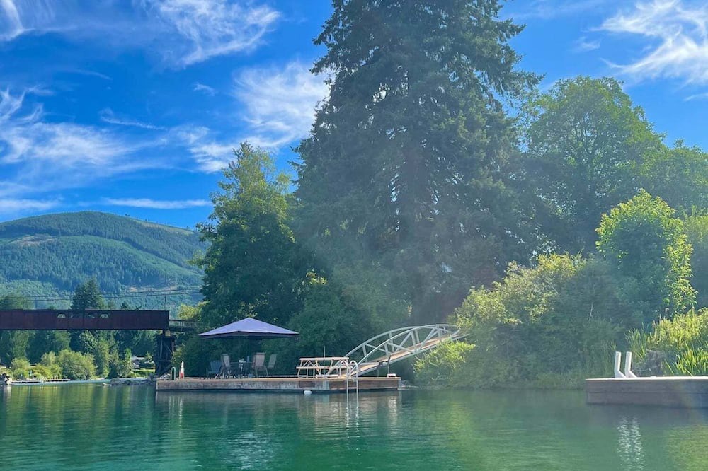 Photo of Others in Lake Cowichan