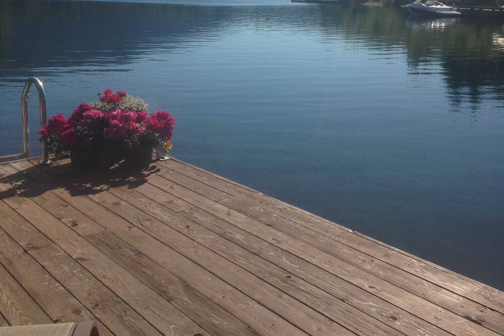 Photo of Outdoor in Lake Cowichan
