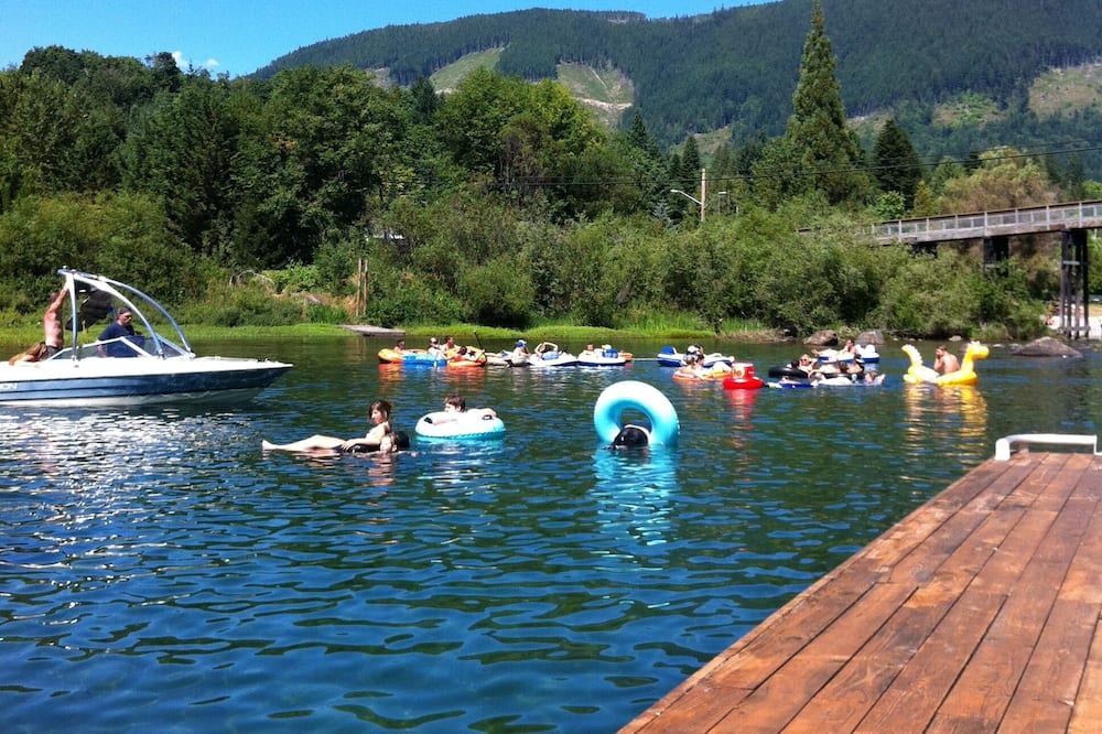 Photo of Outdoor in Lake Cowichan