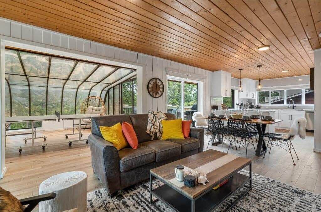 Photo of Livingroom in Invermere