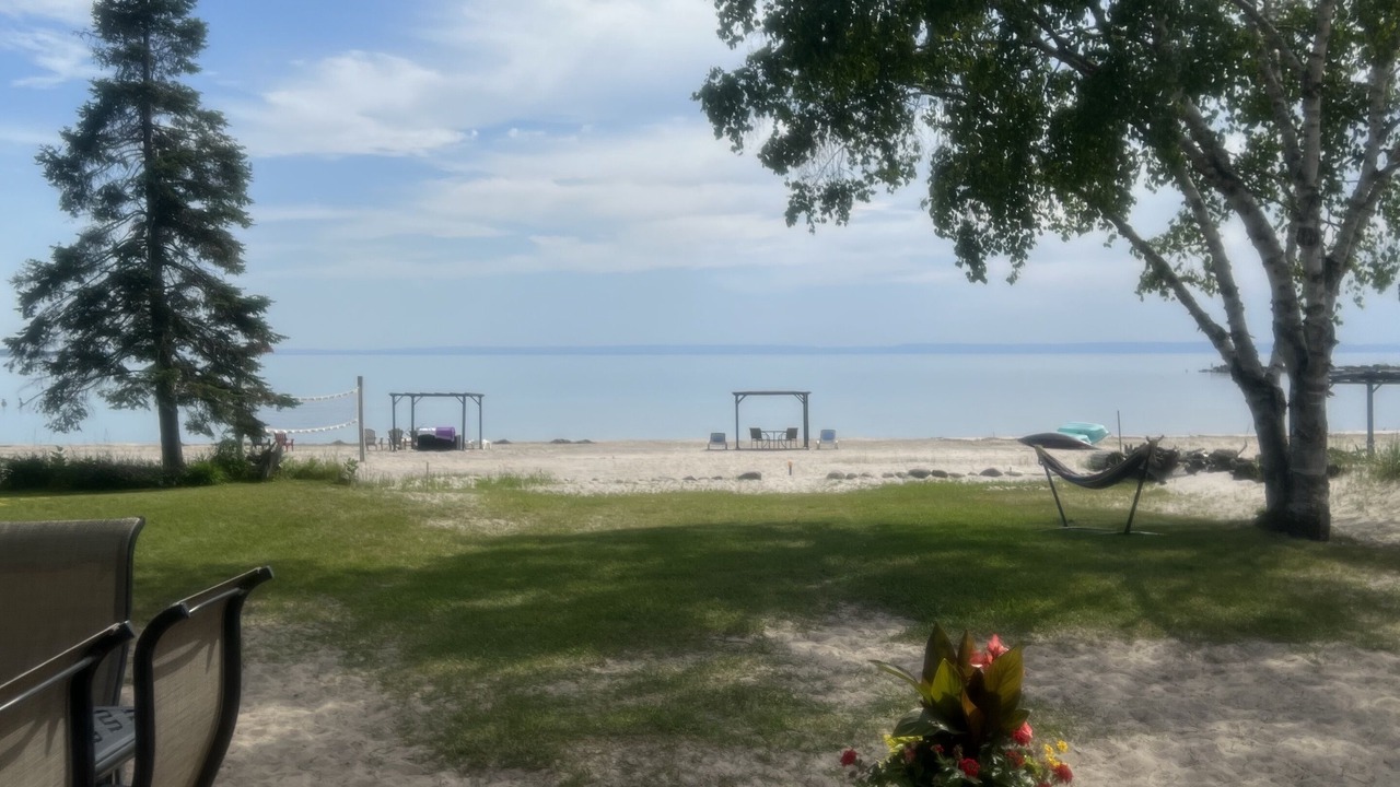 Photo of Outdoor in Tiny