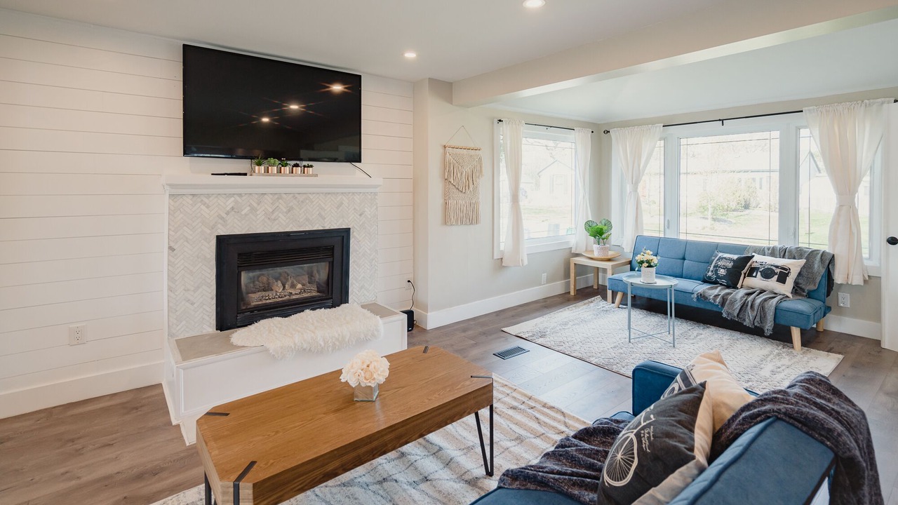 Photo of Livingroom in Fort Erie