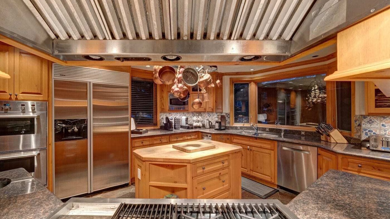 Photo of Kitchen in Blackcomb