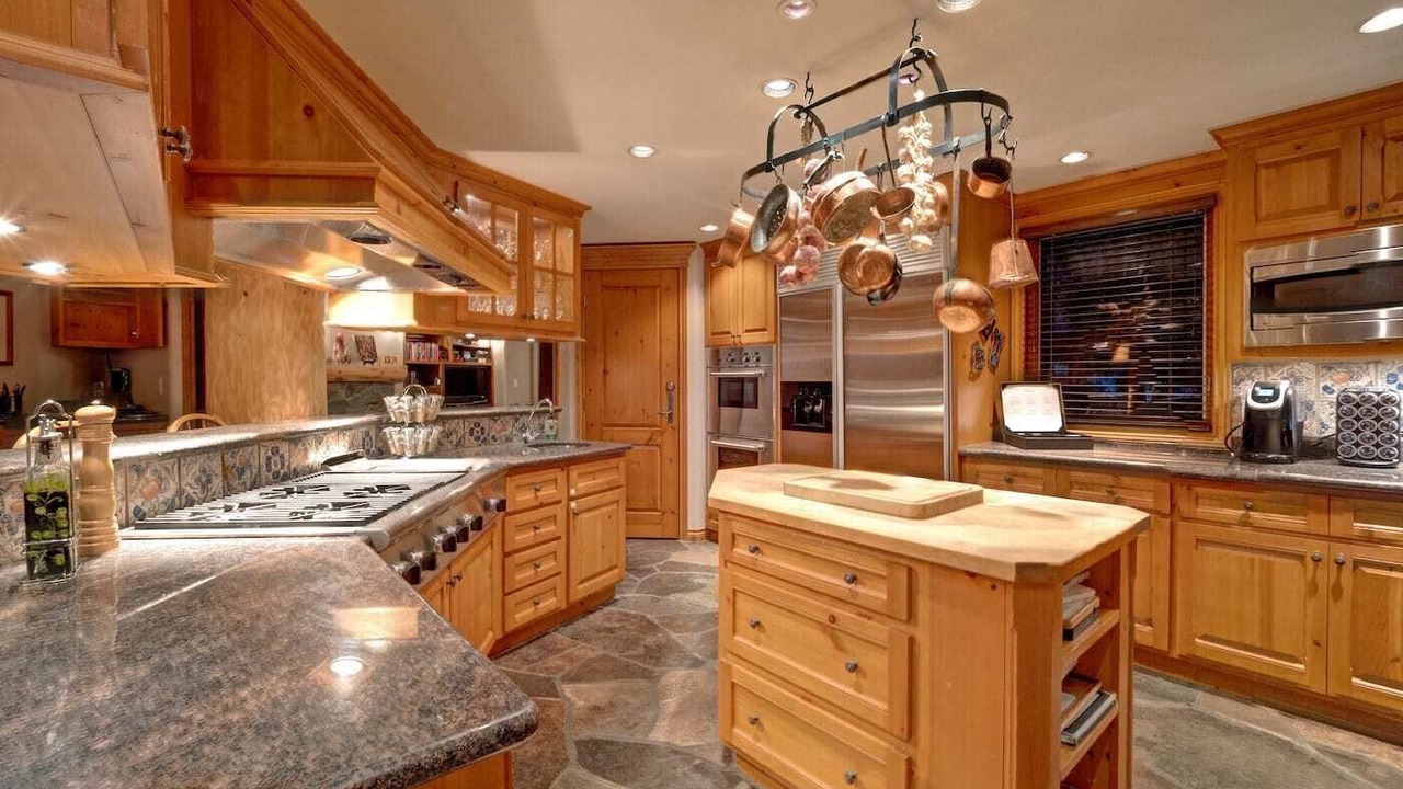Photo of Kitchen in Blackcomb