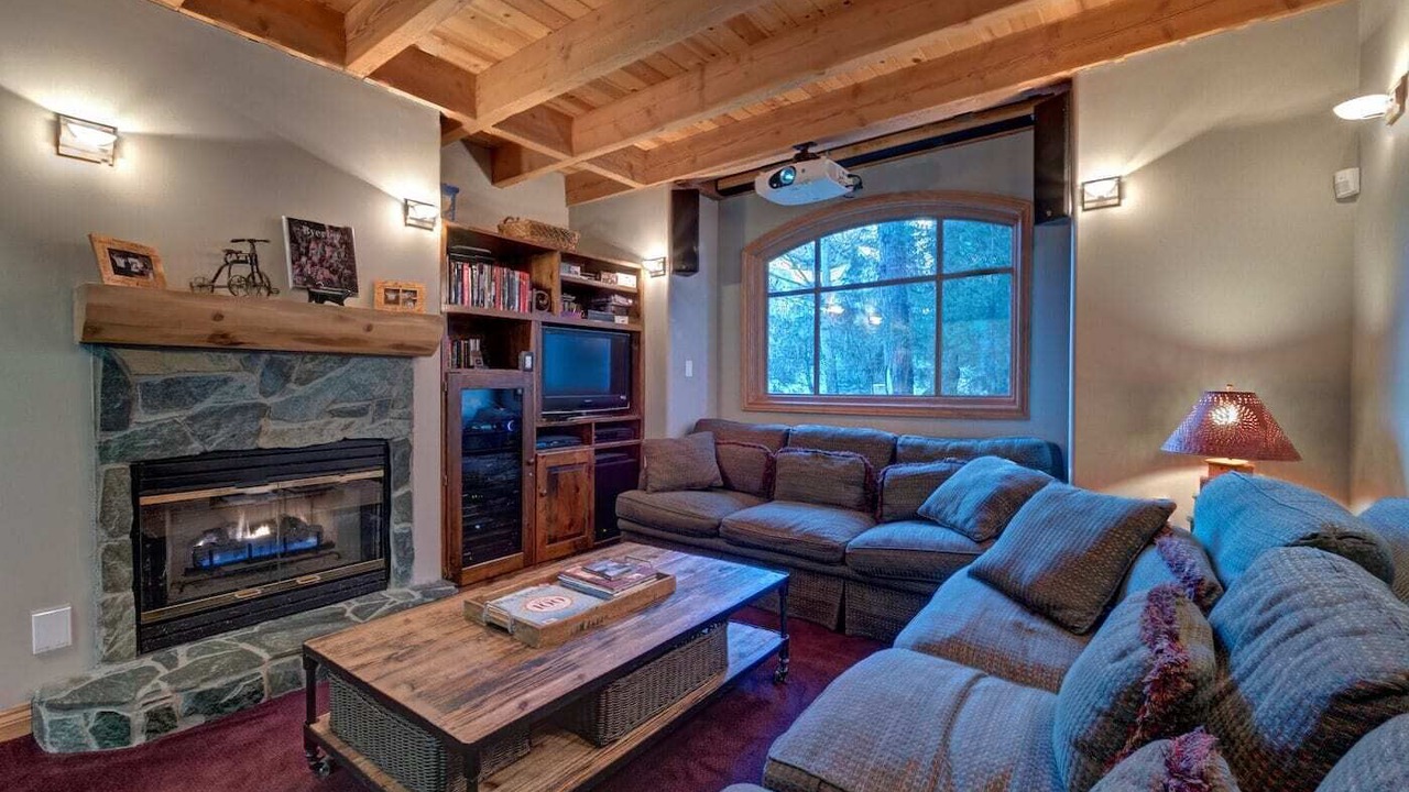 Photo of Livingroom in Blackcomb