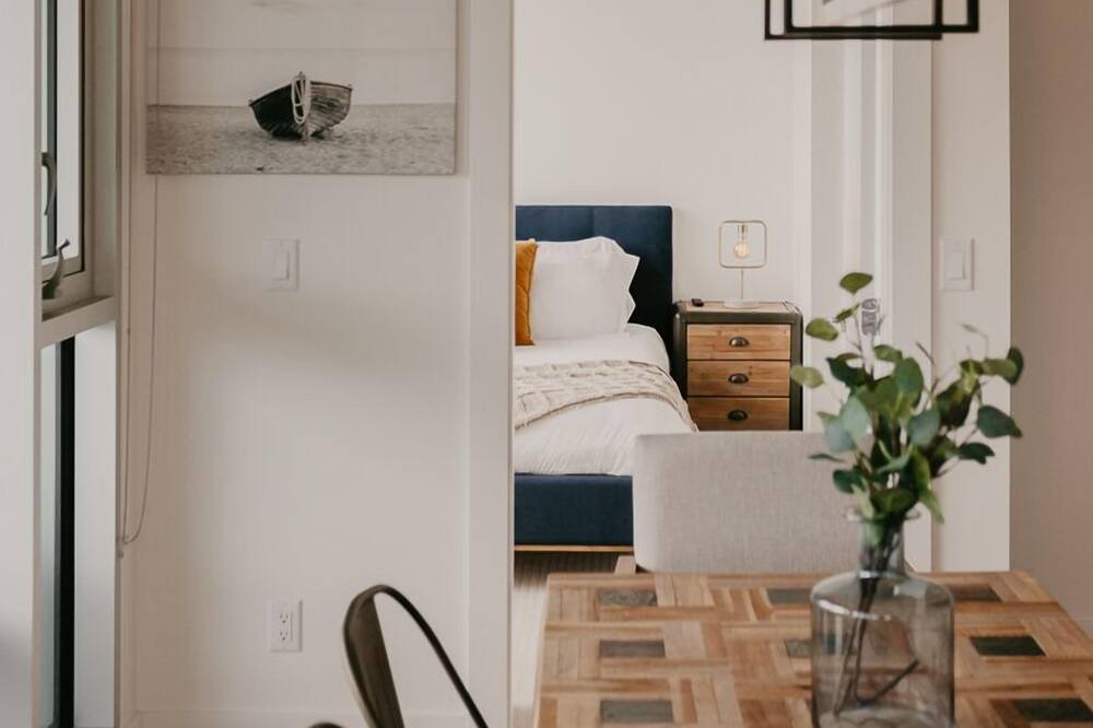 Photo of Bedroom in Cultural District