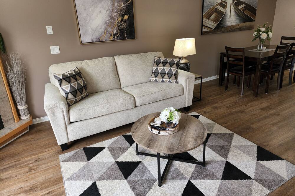 Photo of Livingroom in Okanagan-Similkameen