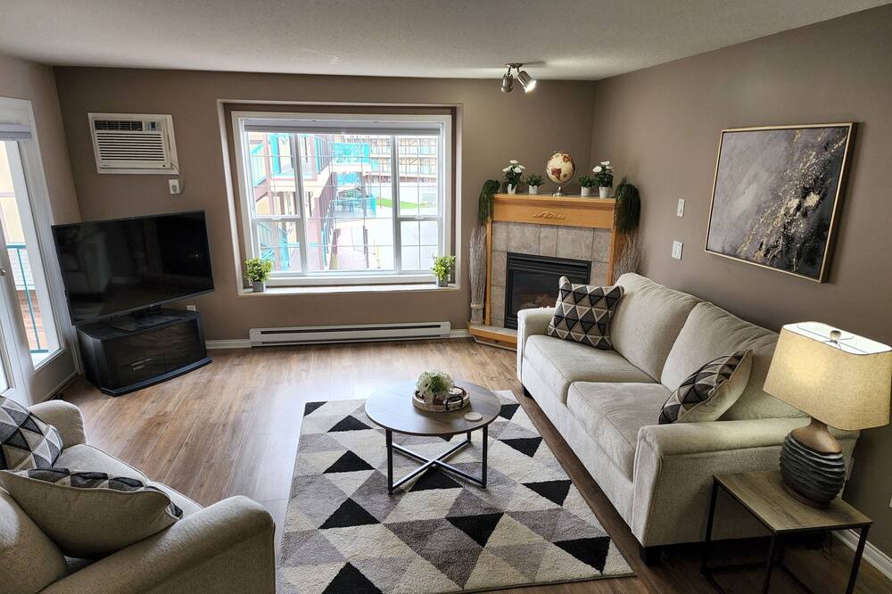 Photo of Livingroom in Okanagan-Similkameen