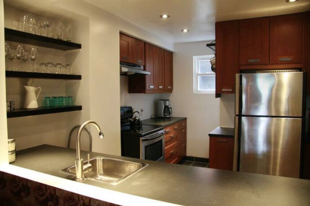 Photo of Kitchen in Garden District