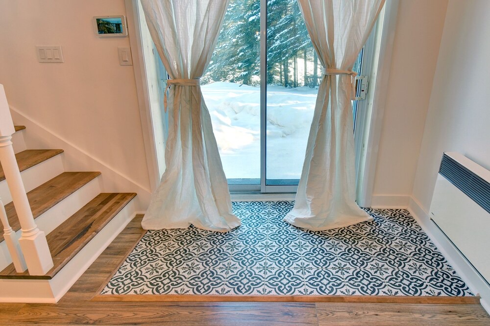 Photo of Livingroom in St-Adolphe-d'Howard