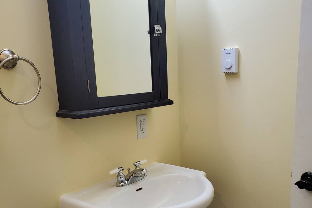 Photo of Bathroom in Otter Point