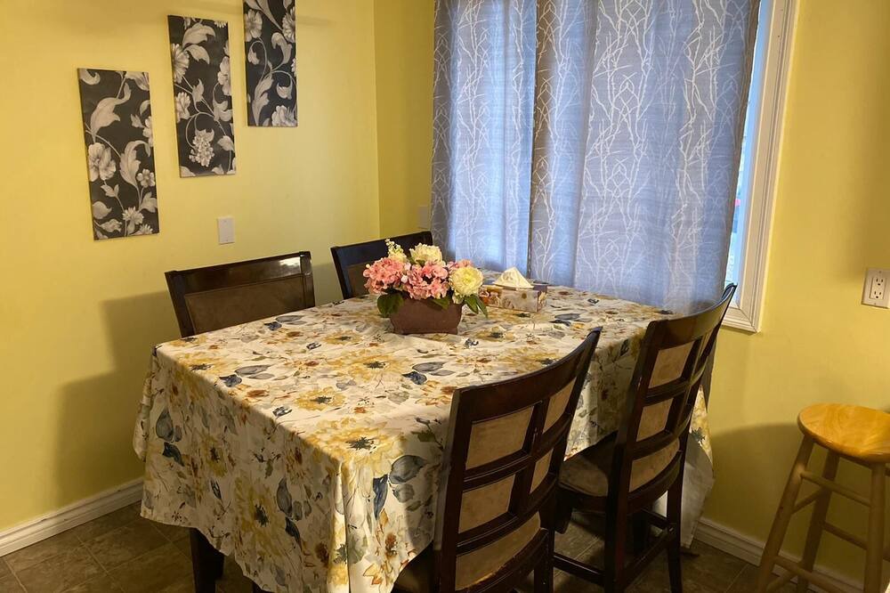 Photo of Kitchen in Grande Prairie