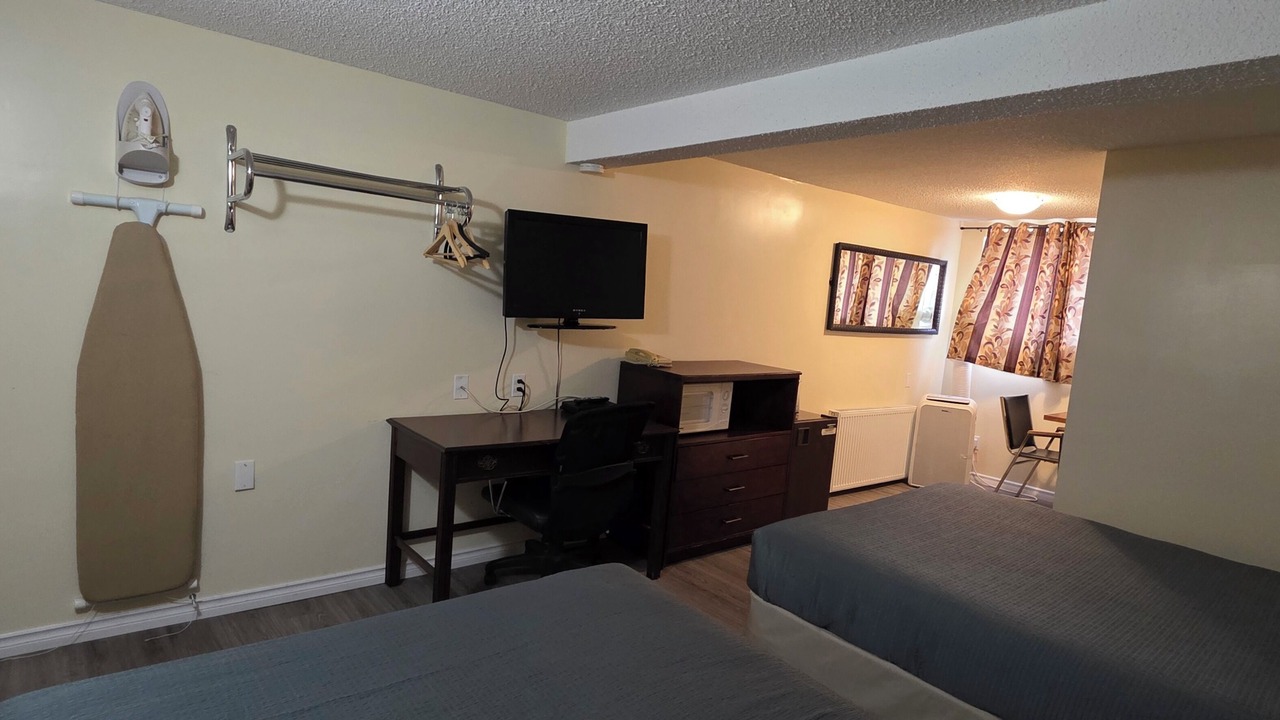 Photo of Bedroom in Pincher Creek