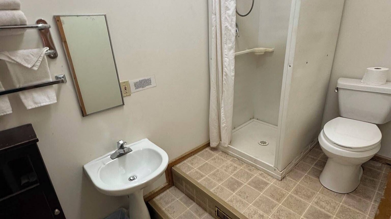 Photo of Bathroom in Pincher Creek