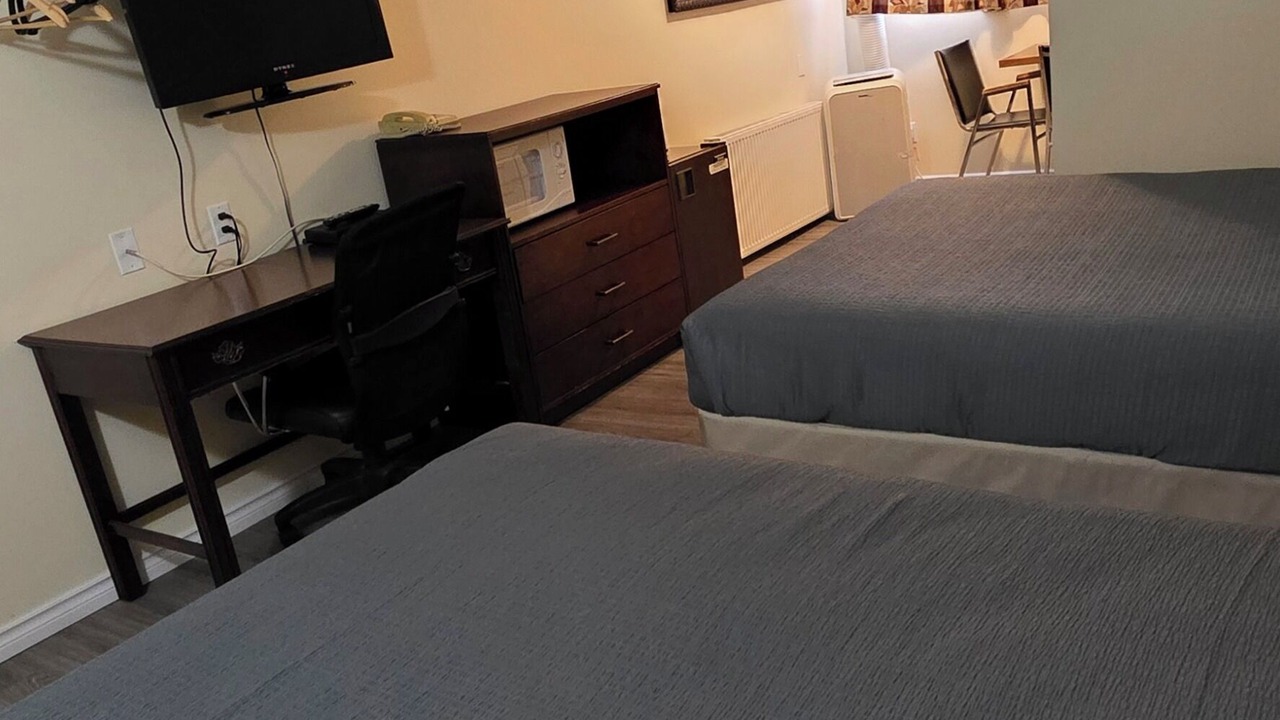 Photo of Bedroom in Pincher Creek