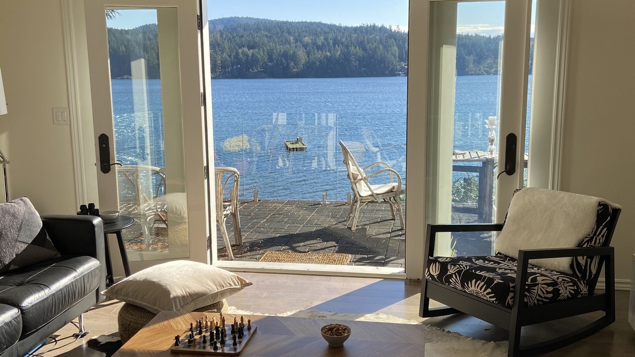 Photo of Livingroom in Sooke