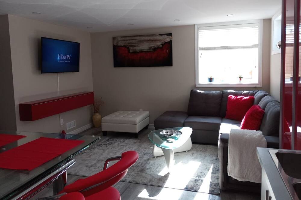 Photo of Livingroom in Cambridge