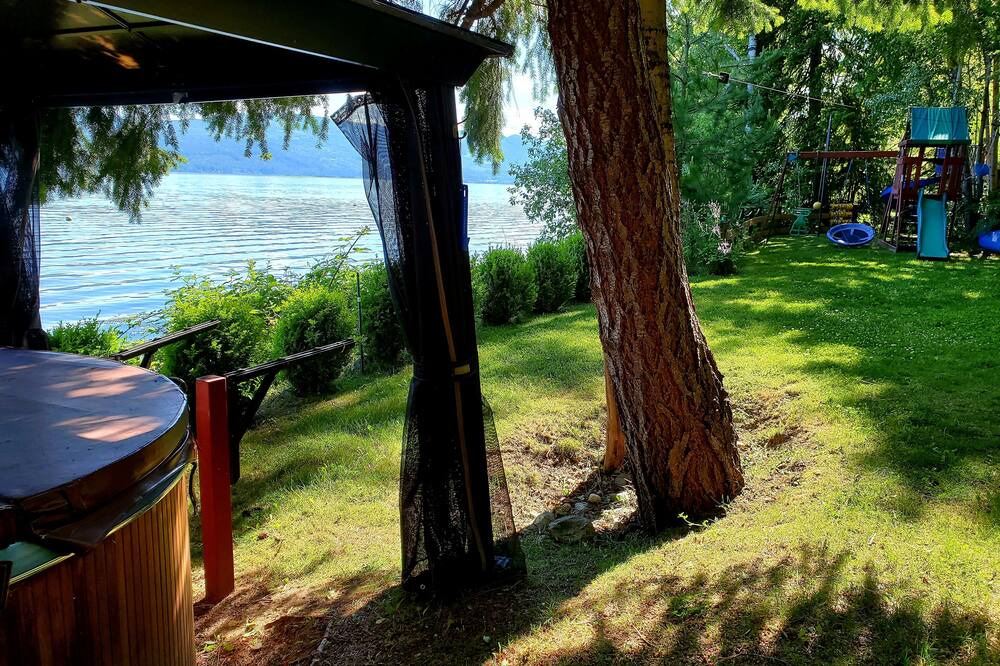 Photo of Outdoor in Anglemont