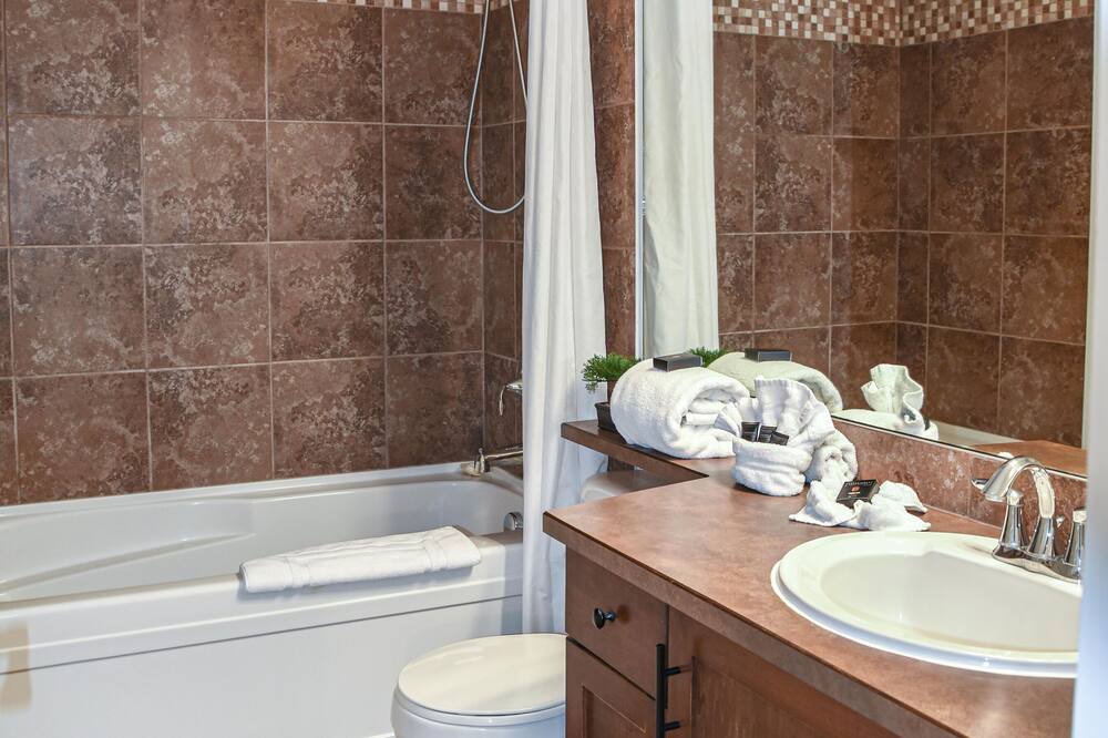 Photo of Bathroom in South Pandosy