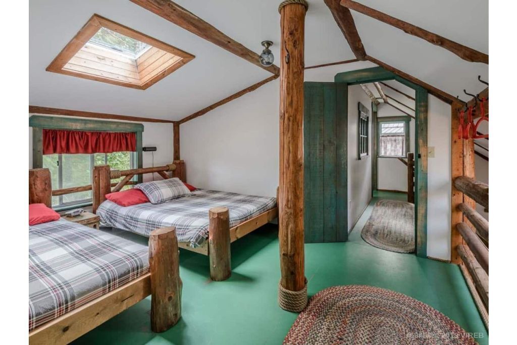 Photo of Bedroom in Bamfield