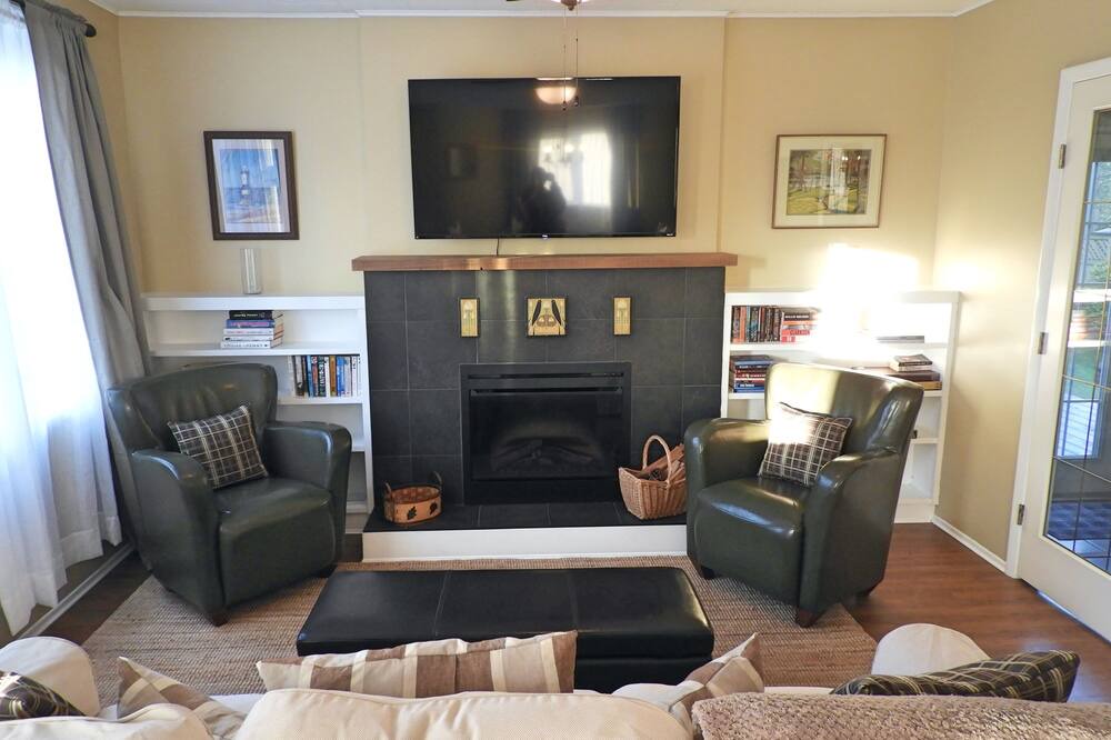 Photo of Livingroom in Chemainus