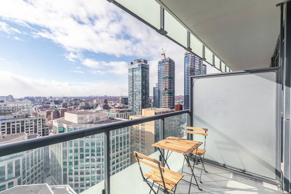Photo of Patio Balcony in Toronto Entertainment District
