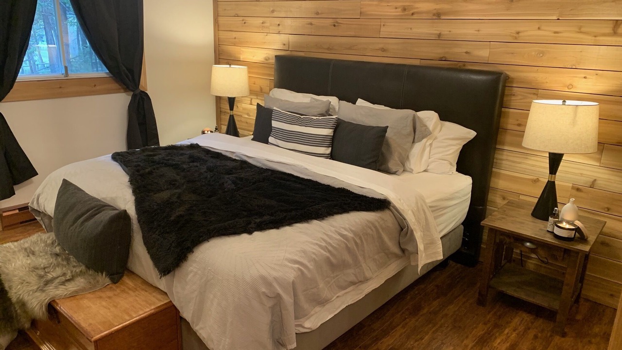 Photo of Bedroom in Invermere