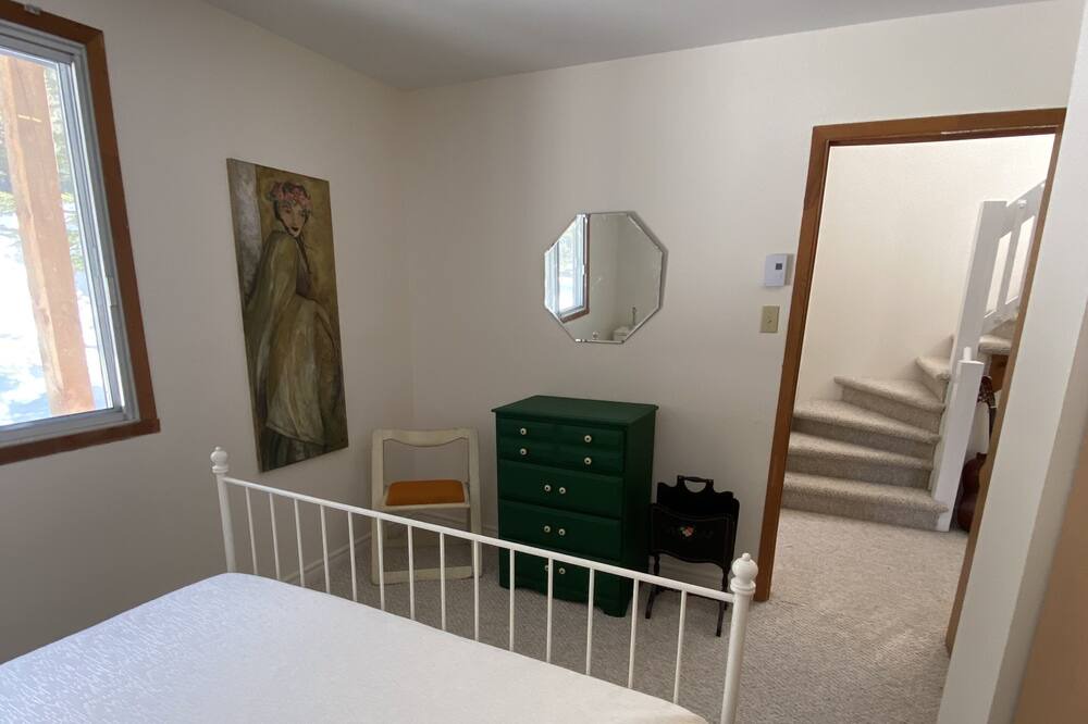 Photo of Bedroom in Sainte-Agathe-des-Monts