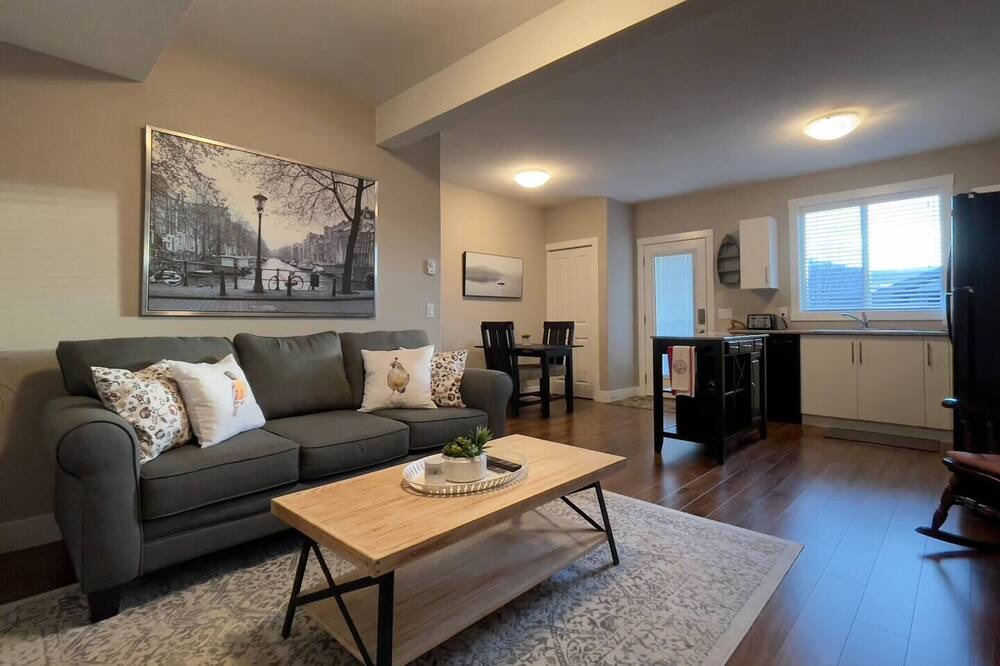 Photo of Bedroom in Winfield