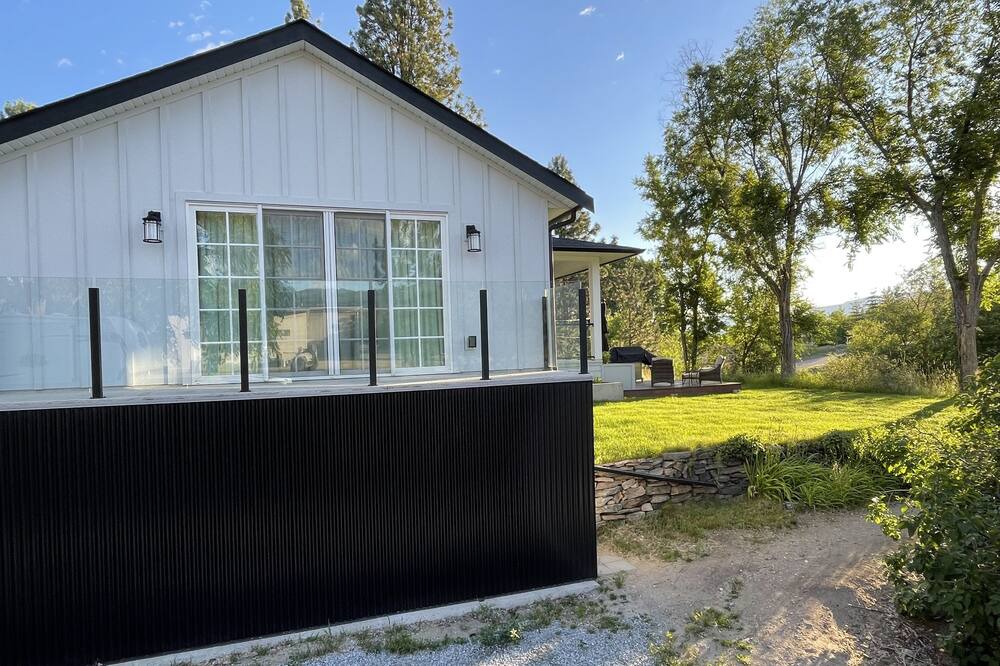 Photo of Outdoor in Southeast Kelowna