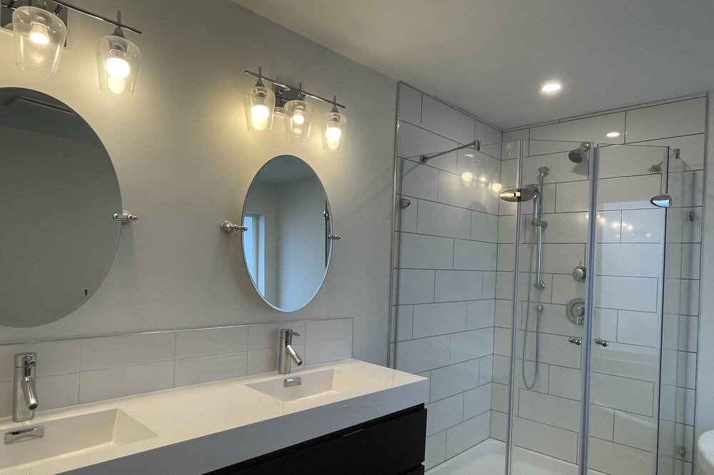 Photo of Bathroom in Southeast Kelowna