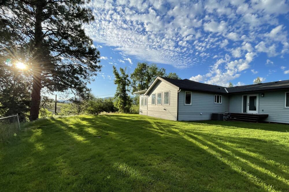 Photo of Outdoor in Southeast Kelowna